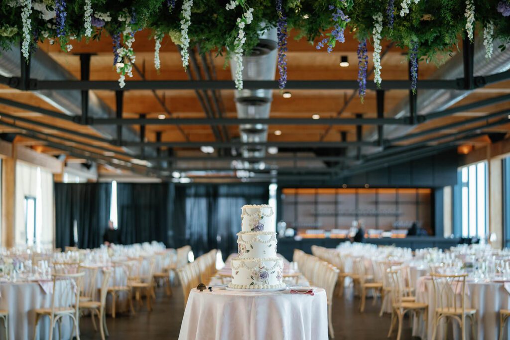 Modern industrial and elegant wedding reception in Truss